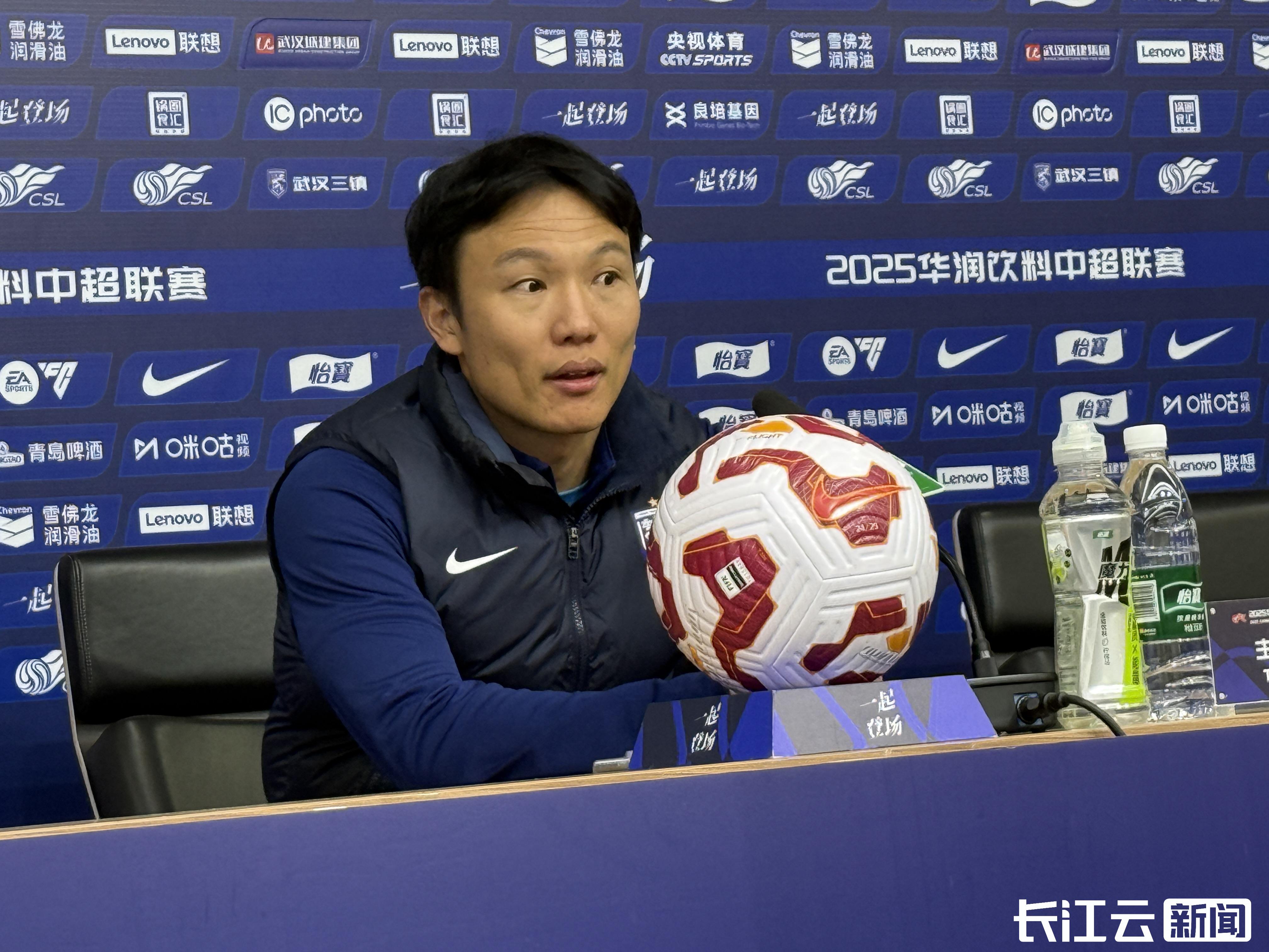 爱游戏体育刚刚！今晚广州队调整名单以备葡超赛前武汉三镇调整名单以备亚冠，明尼苏达森林狼加时末段队长鼓劲的简单介绍